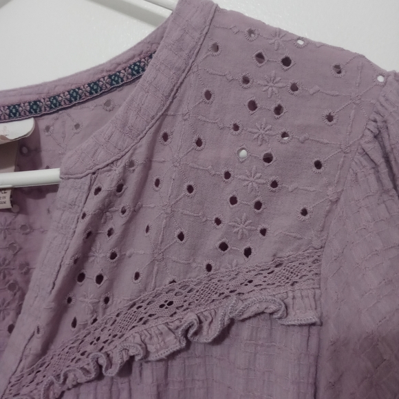 Knox Rose lilac short Balloon Sleeve Button Down peek a boo Floral Ruffle blouse - Picture 3 of 11